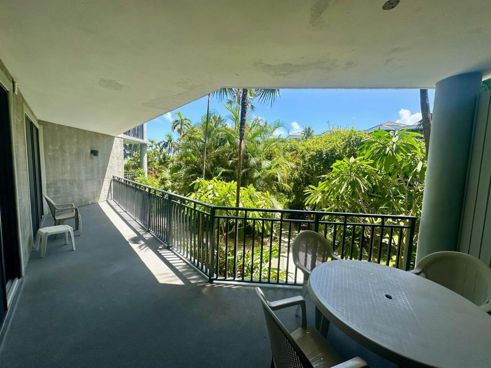 Botanical Island Delight * Key West